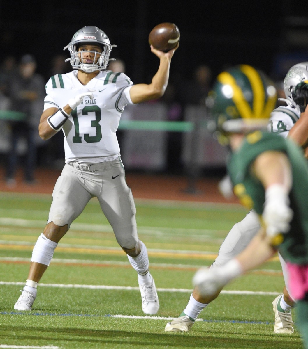 De La Salle junior quarterback Toa Faavae in Friday's 33-27 win. 